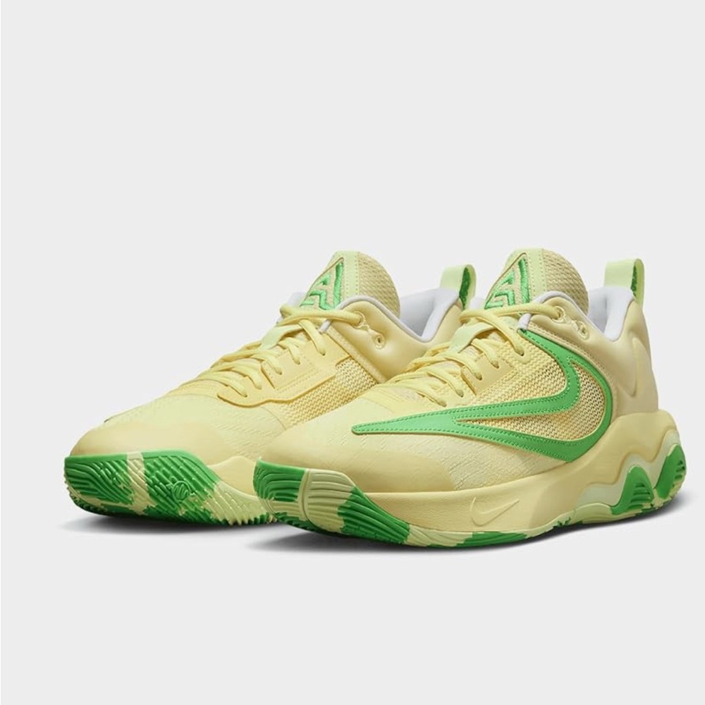 NIKE Giannis Immortality 3 Basketball Shoes